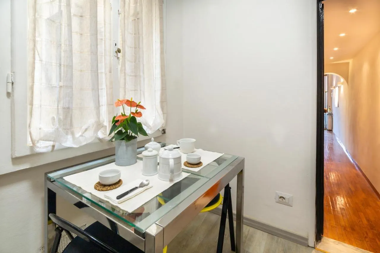 Santa Croce Suite With A Stunning View Florence Apartment